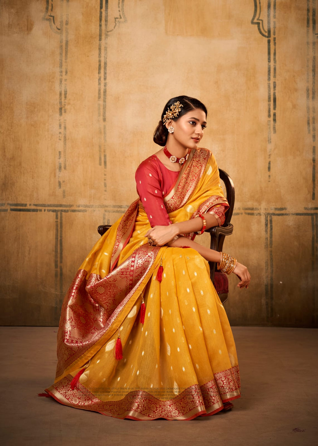 Husn - Gold Pure Linen Woven Rich Pallu Saree | Banarasii