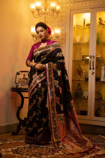 Roshanara | Noir Royale Banarasi Silk Rich Zari Weaved Saree | Banarasii
