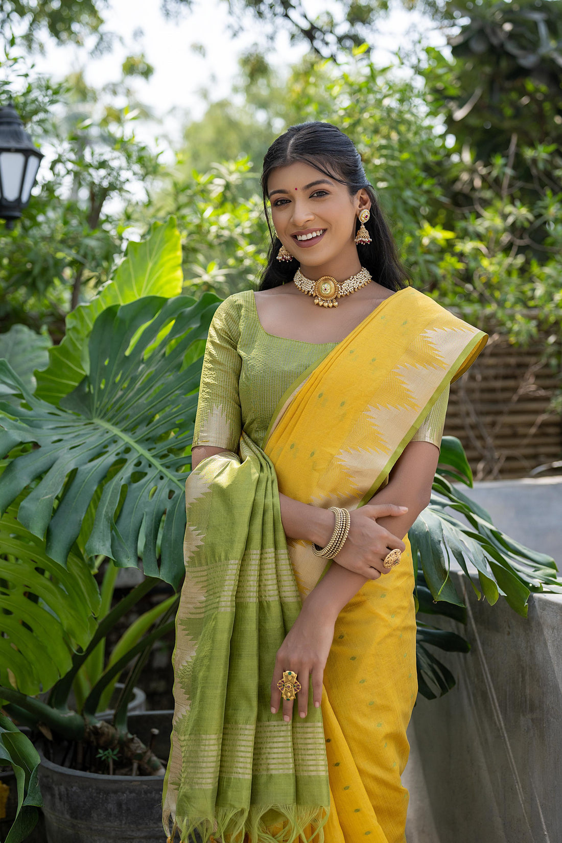 Surkhroo | Golden Citrine Tussar Silk Weaved Saree | Banarasii