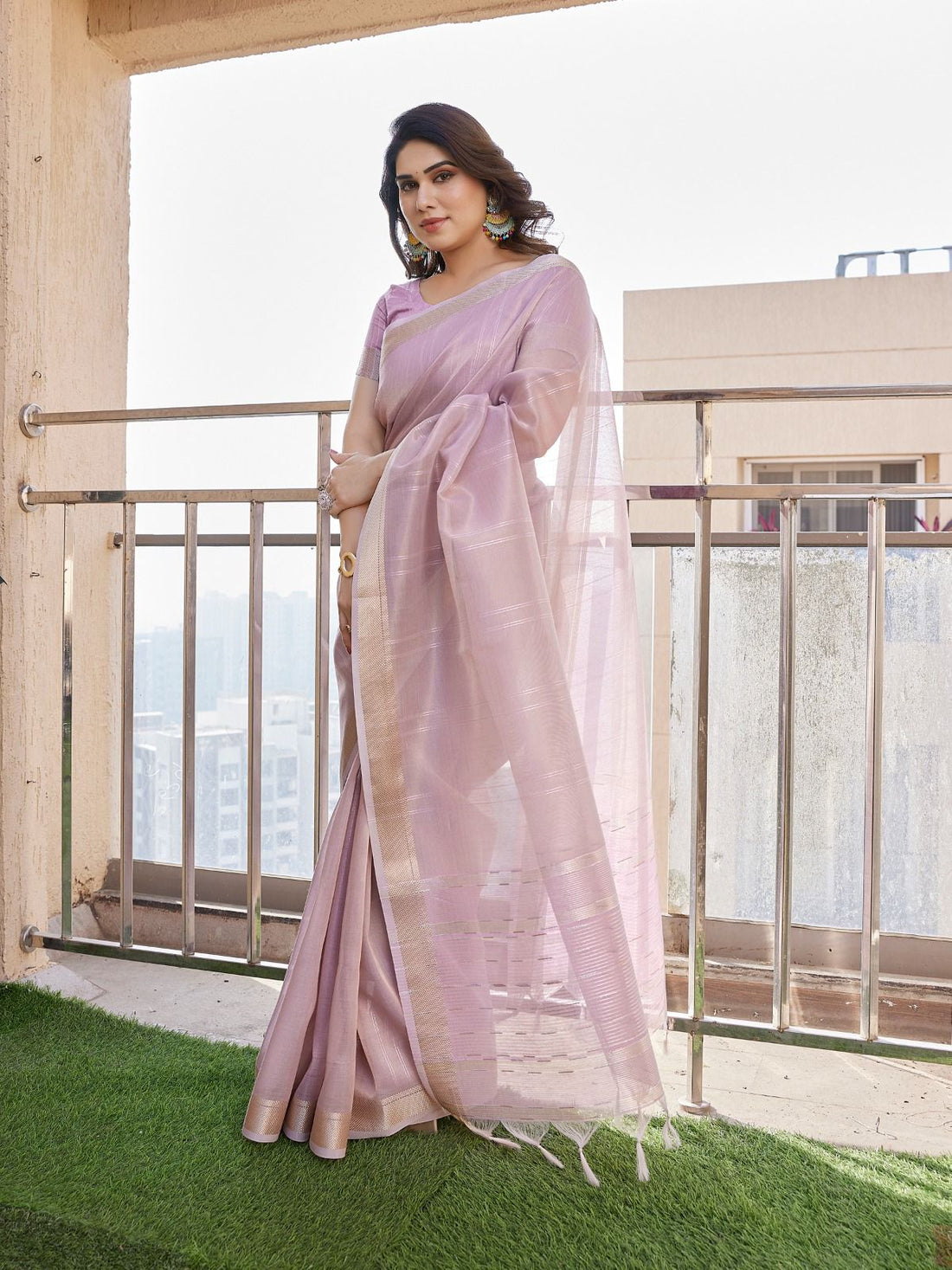 Nazaakat - Lavender Pure Linen Zari Woven Saree | Banarasii
